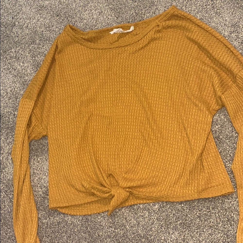 super cute yellow orange shirt size small